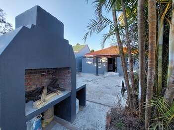 freedom media guest house