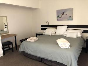 hills and dales accommodation