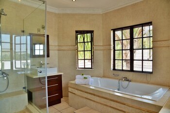indlovukazi guesthouse
