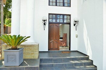 indlovukazi guesthouse