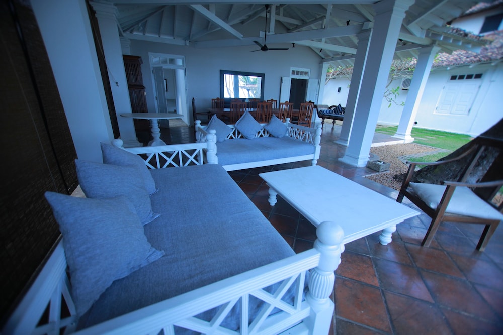 olanda private beach villa