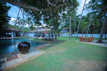 olanda private beach villa