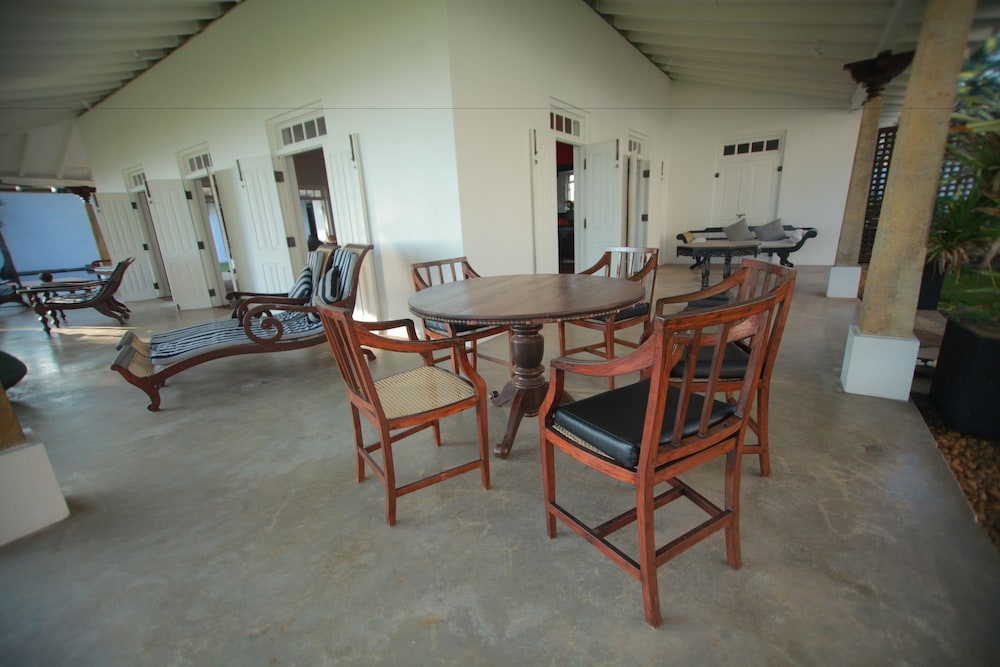 olanda private beach villa