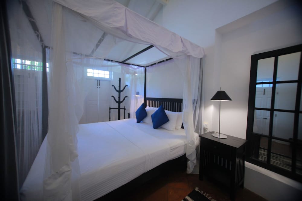 olanda private beach villa