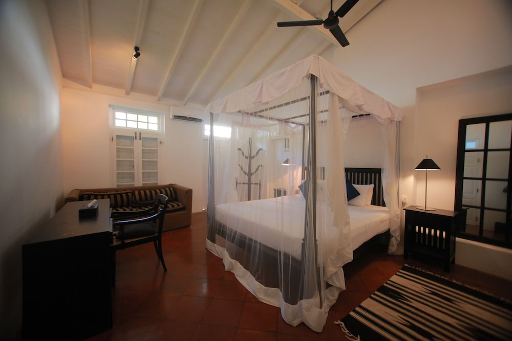 olanda private beach villa