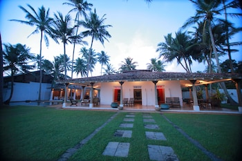 olanda private beach villa