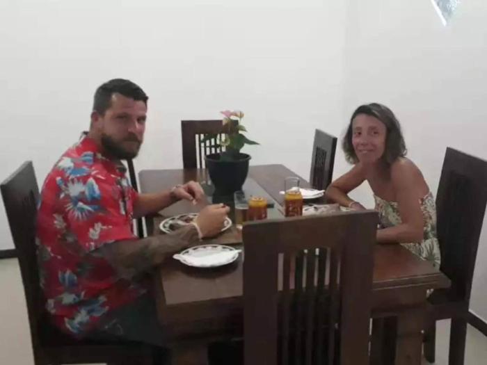 ashens beach house