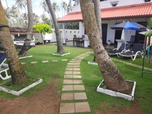 ashens beach house