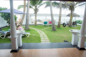 ashens beach house