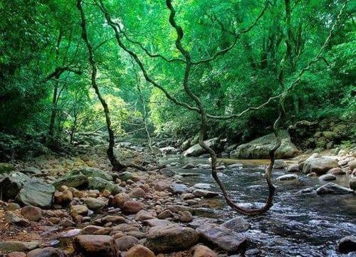 meemure isabulana resort hostel