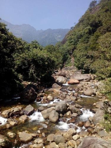 meemure isabulana resort hostel