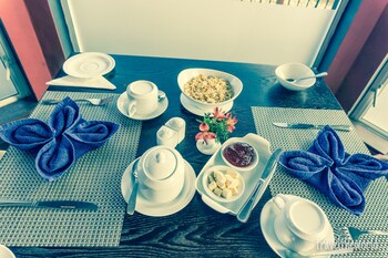 lake view comfort bungalow