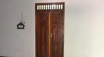 Onelove Hostel,Eastern Province>>Trincomalee,3 star