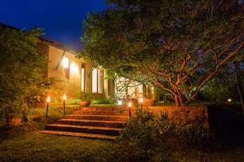 taru villas yala all inclusive