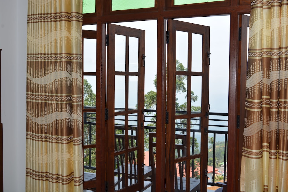 grand view guest house and restaurant