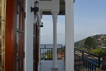 grand view guest house and restaurant