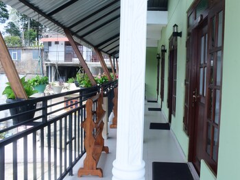 grand view guest house and restaurant