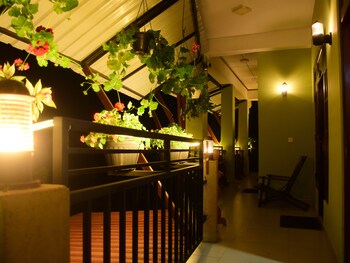 grand view guest house and restaurant