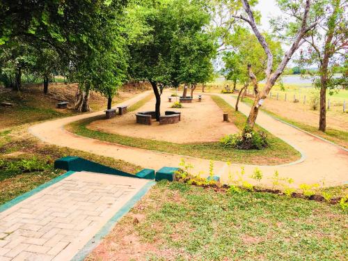 sudu neluma home stay