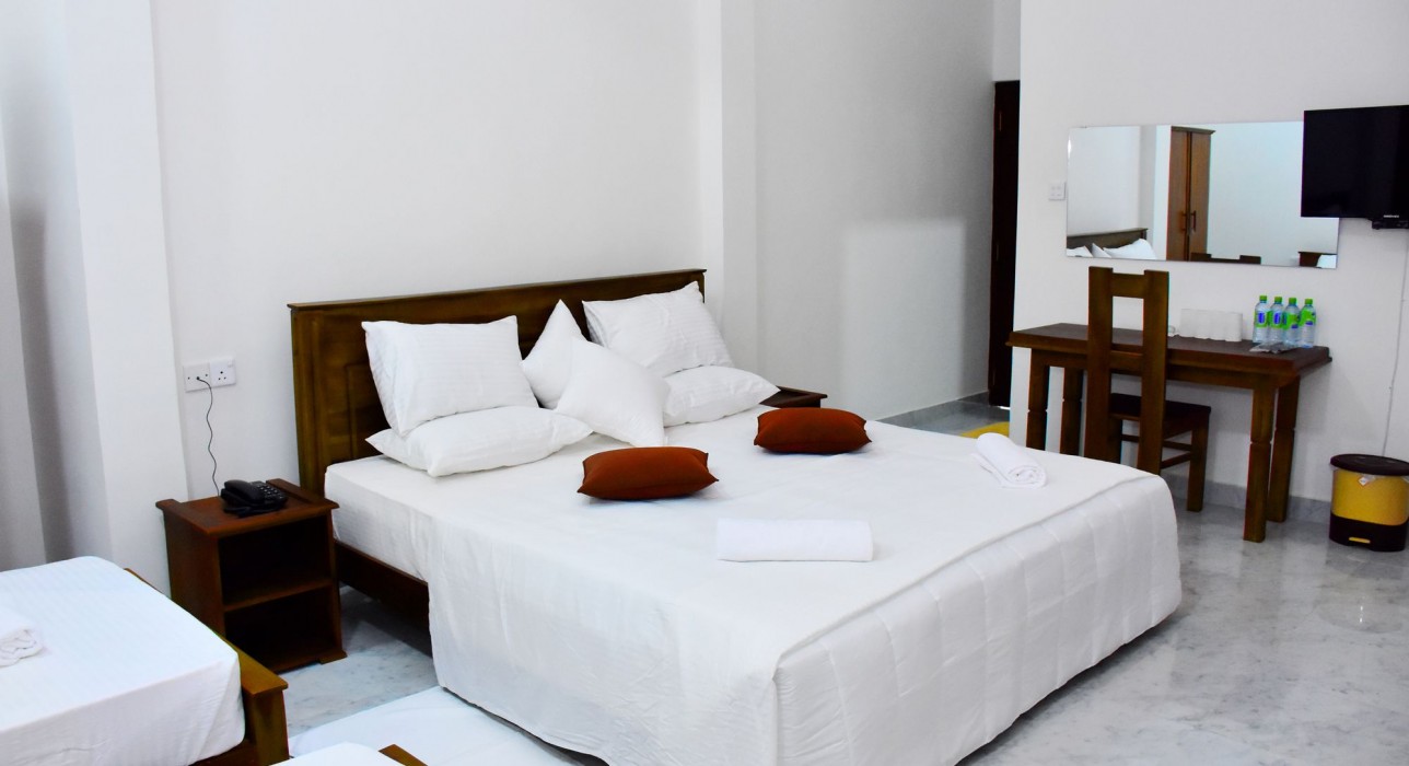 nine arch holiday resort