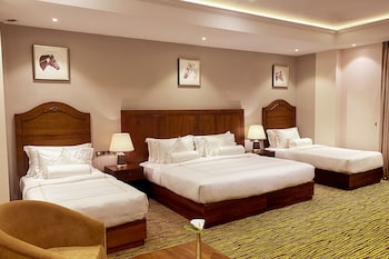 the golden ridge hotel