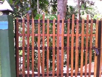 River Edge Bungalow,Kandy>>Elkaduwa,3.5 star