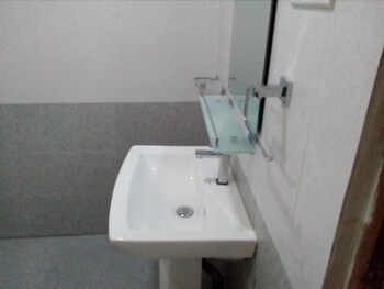 the saliyawewa cabins