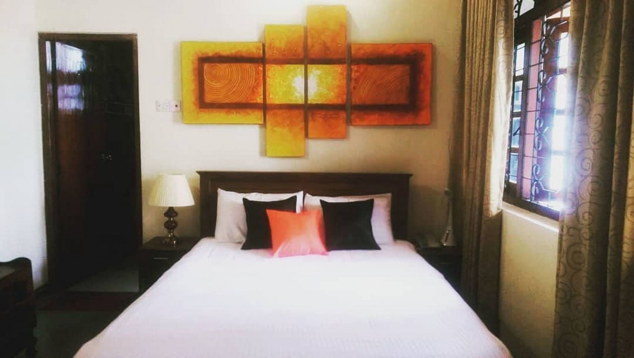 country breeze villa