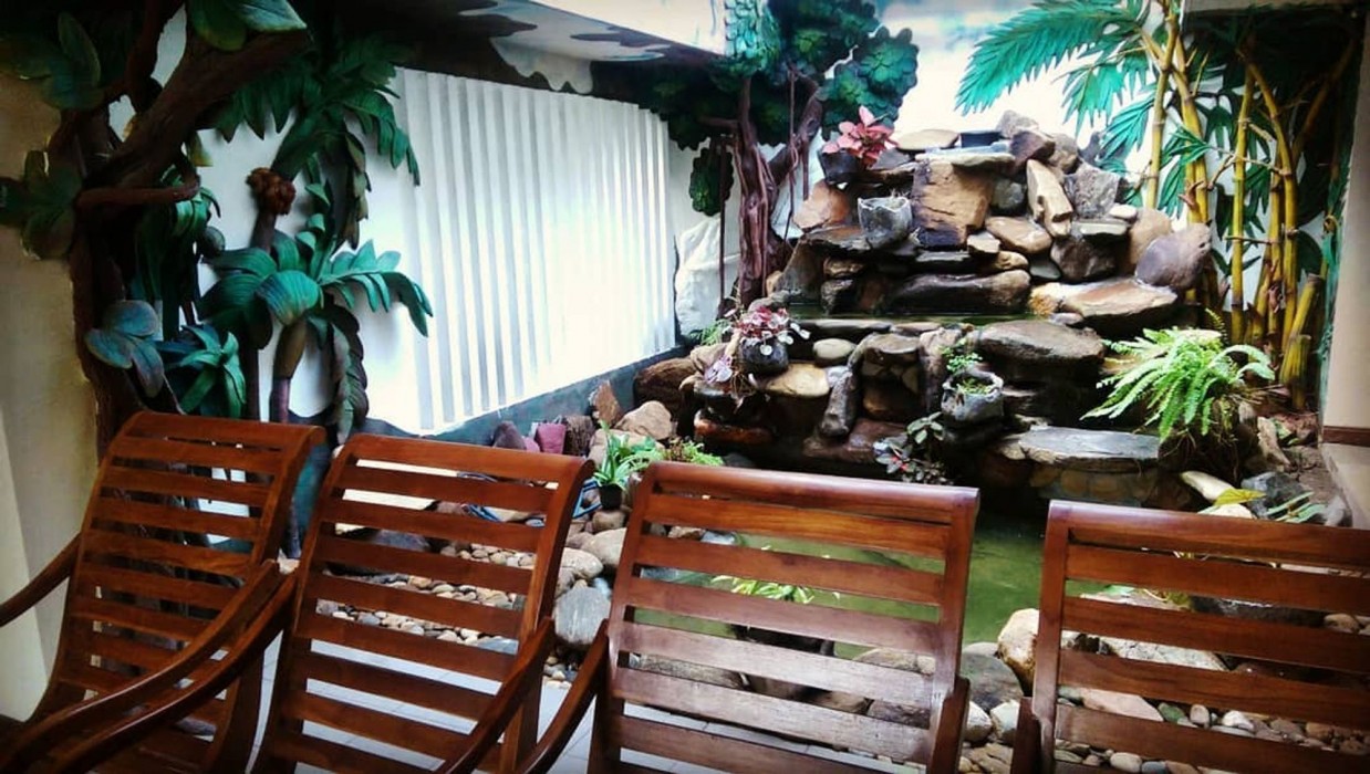 country breeze villa