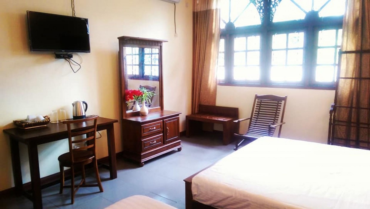 country breeze villa