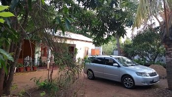 Pawansa Homestay,Habarana>>Anuradhapura,2.5 star