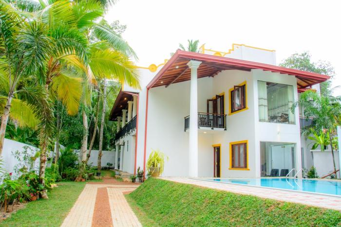 villa white