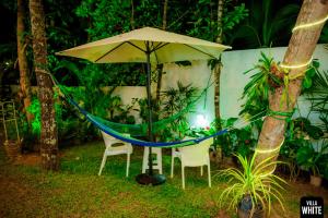 villa white