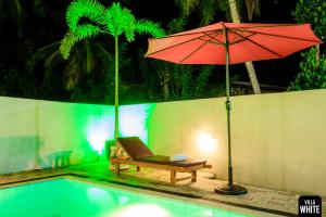 villa white
