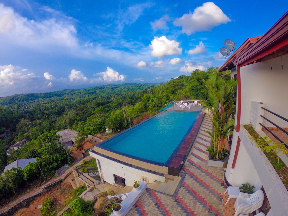 uppermost villa galle