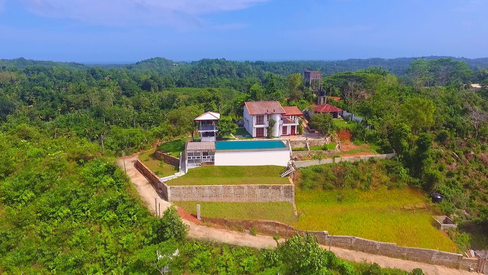 uppermost villa galle