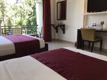 kandy rivers edge nature resort