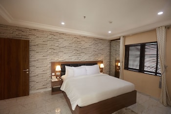 belanova apartments and suites