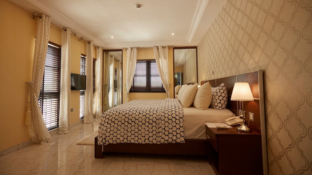 belanova apartments and suites