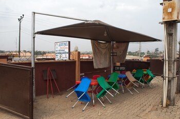 Janny Paul Hotel & Suites,Ikorodu>>Ijede,2.5 star