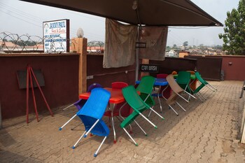 Janny Paul Hotel & Suites,Ikorodu>>Ijede,2.5 star