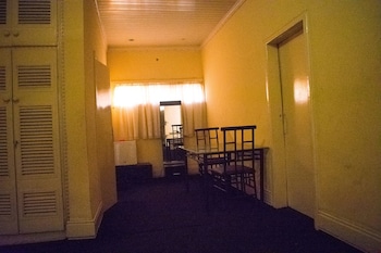 whitehouse exclusive guest house