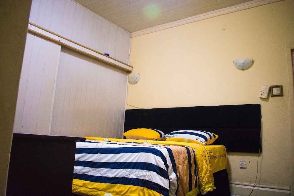 whitehouse exclusive guest house