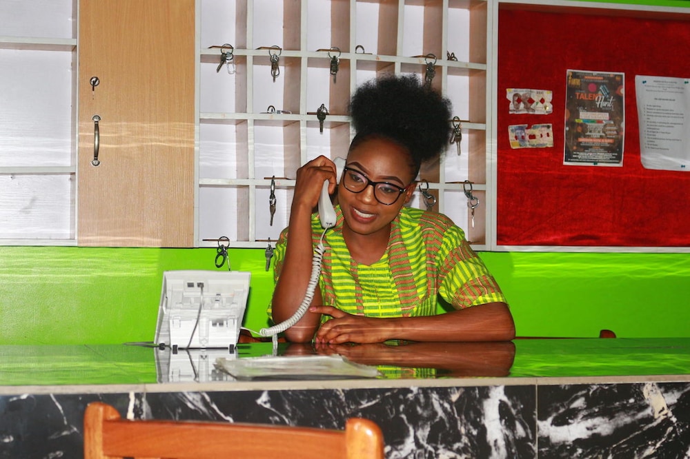 resdon hotel and suites