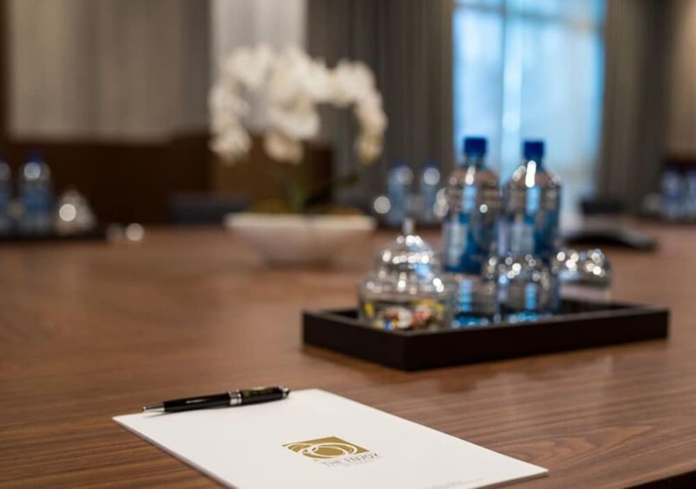 the envoy hotel