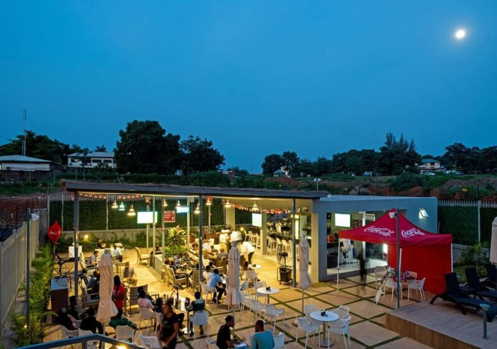 the envoy hotel