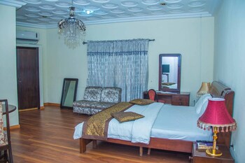 muriela hotels