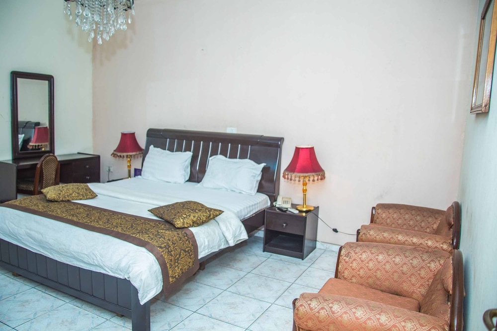 muriela hotels