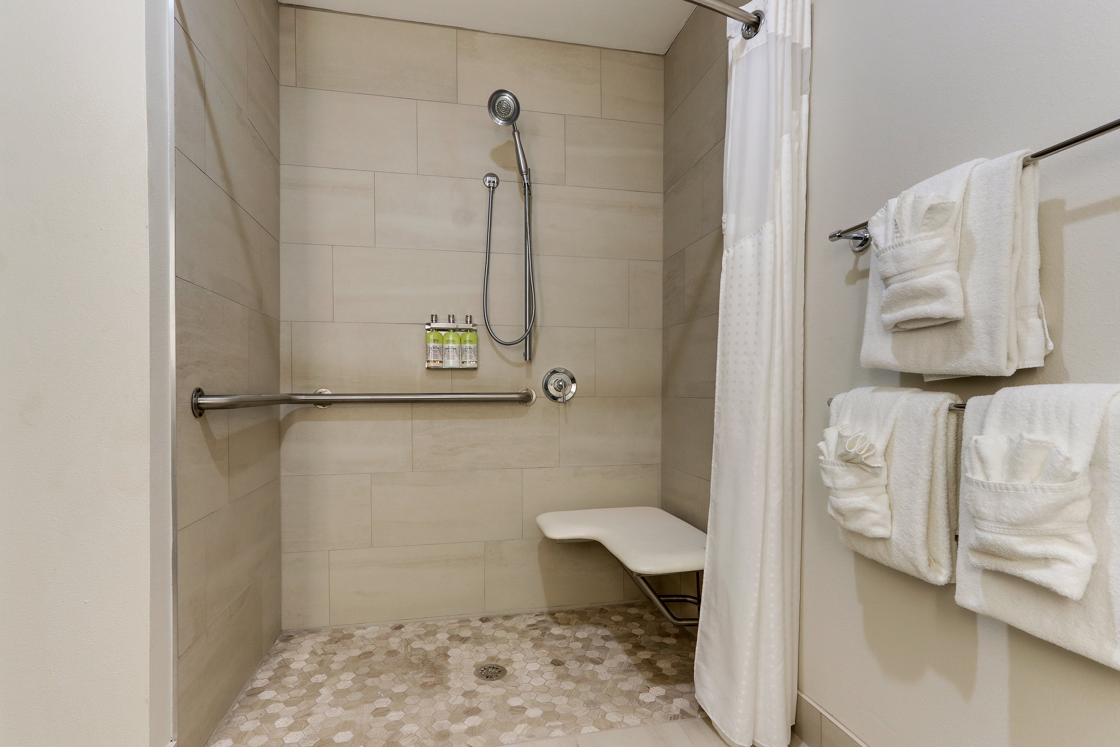 holiday inn express hotel and suites dayton centerville by ihg