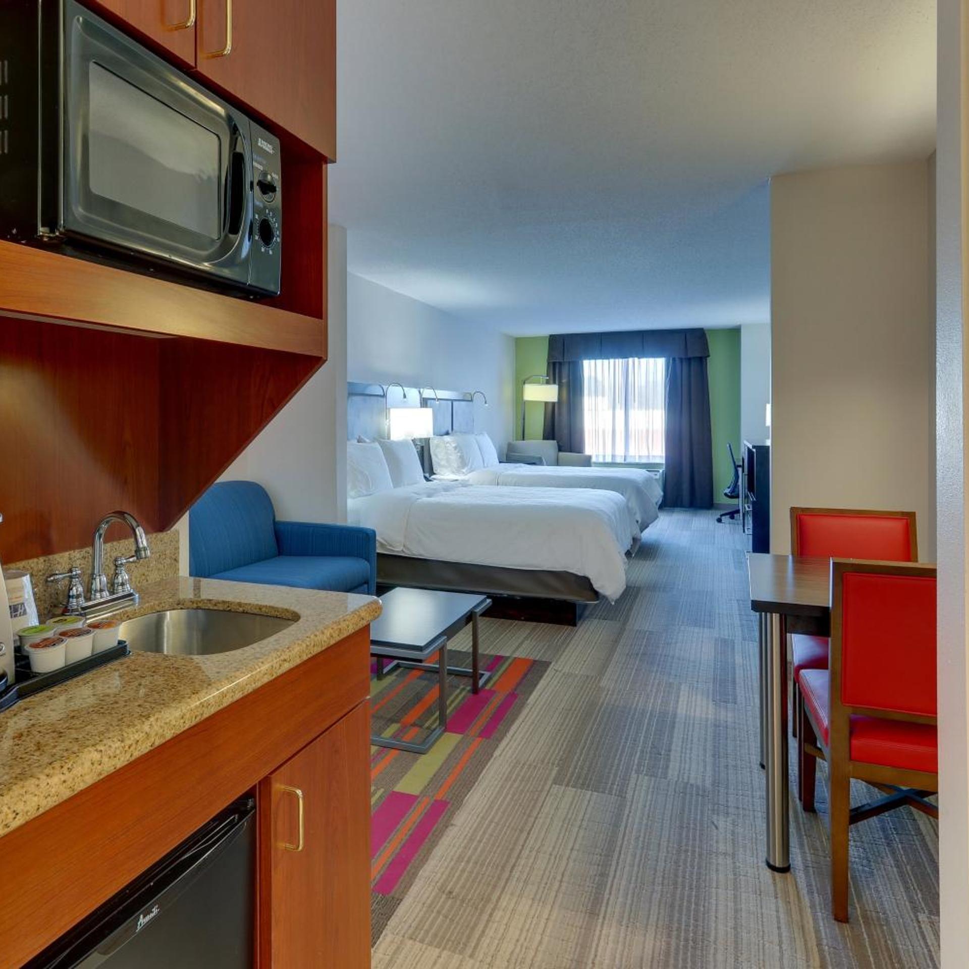 holiday inn express hotel and suites dayton centerville by ihg